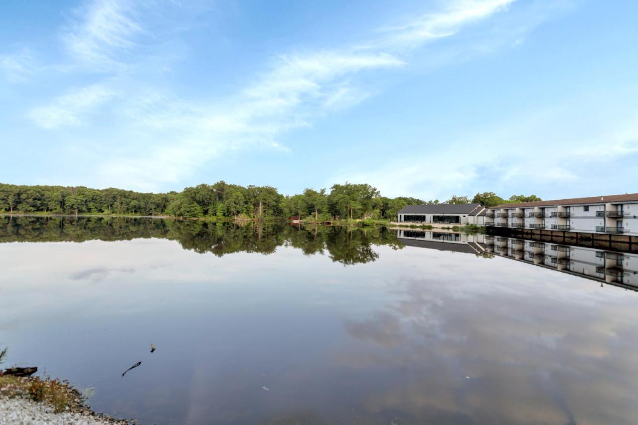 Waterbird Lakeside Inn Chesterton Exterior foto